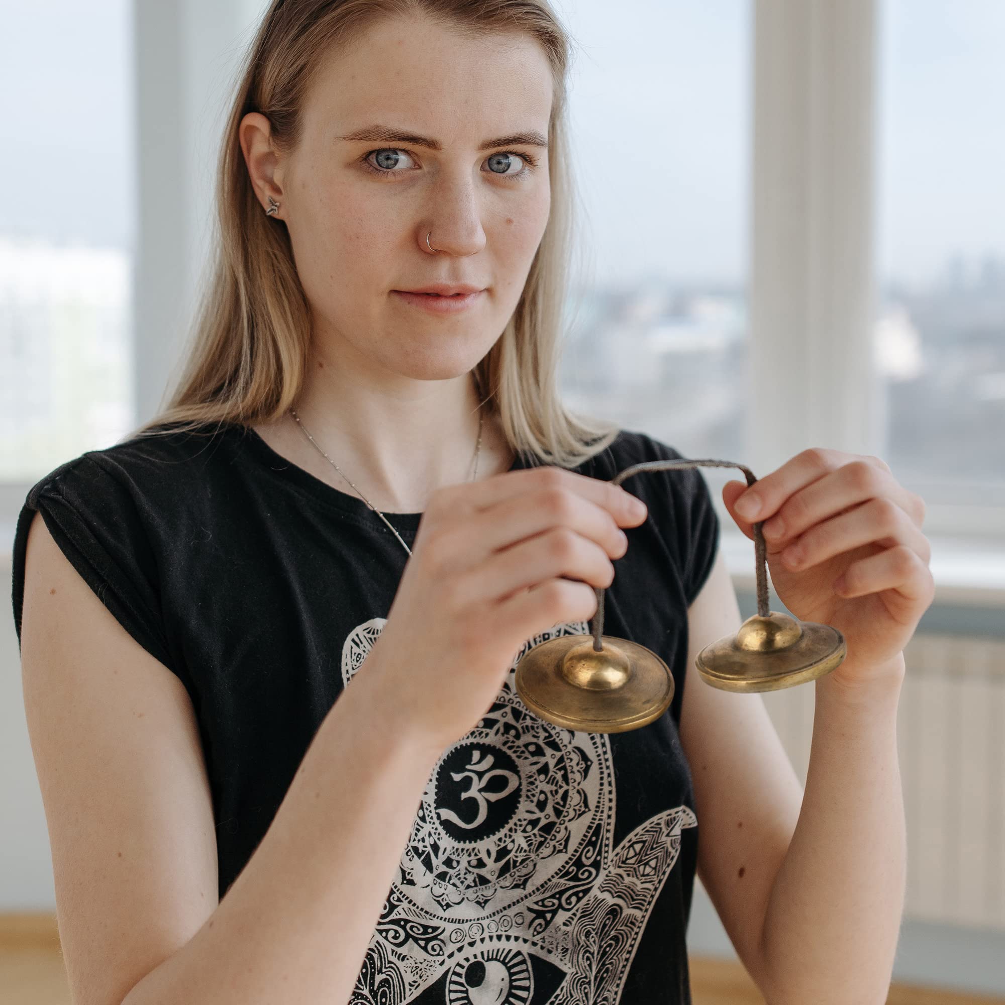 ZenBless Tibetan Tingsha Cymbals, with Storage Box and Fabric Case, Meditation Brass Chime Bells, Low and Mellow Voice for Spiritual Healing Mindfulness, Yoga Buddhist, Relaxation Musical Instruments