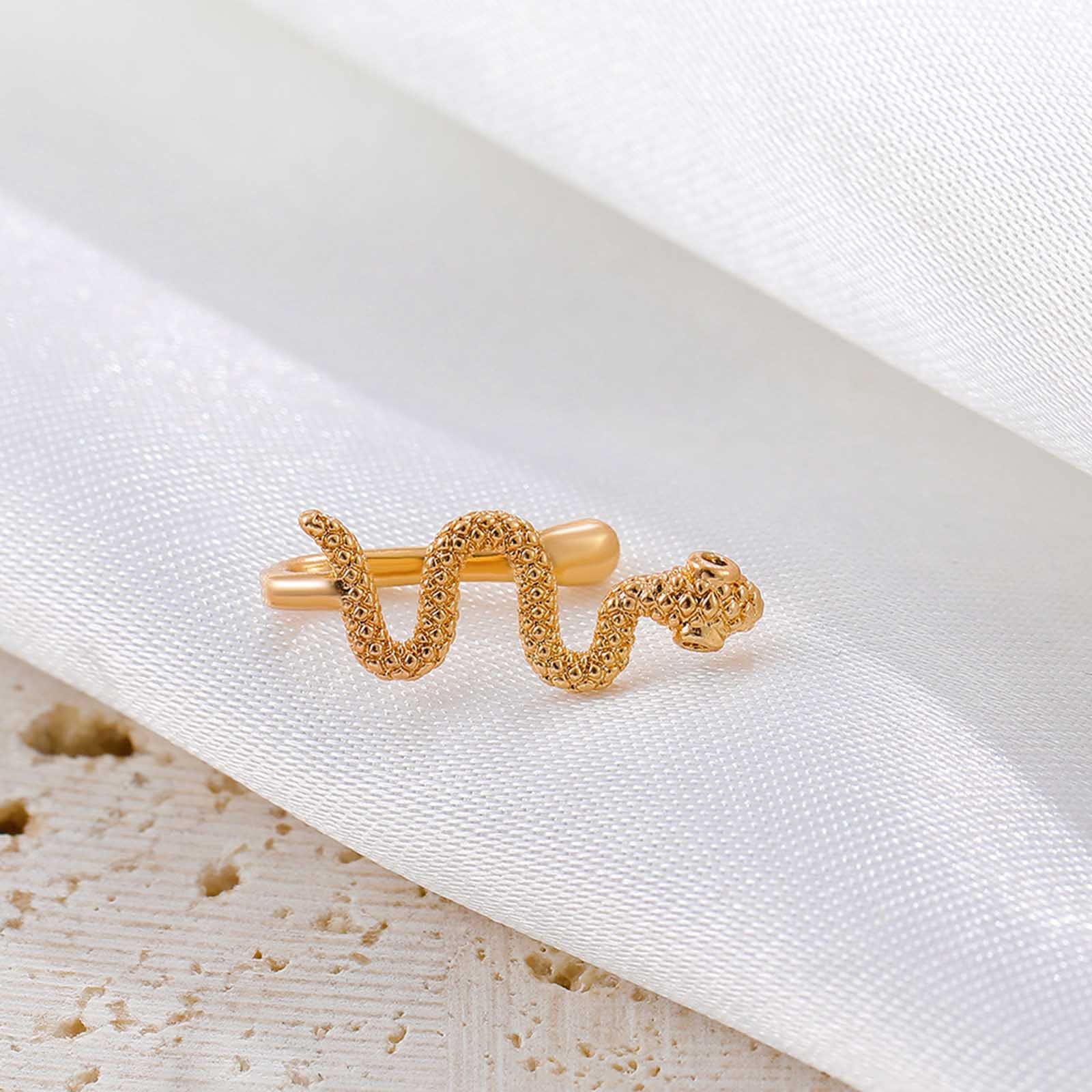 Zeshimb Snake Nose Ring Stud Tiny Clip On Nose Ring Nose Stud Faux Septum Nose Rings African Nose Cuff Gold Clip on Non Pierced Nose Ring Body Non Piercing Jewelry for Women Girls