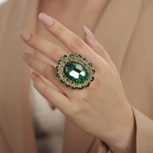 YERTTER Antique Gold Green Crystal Women Statement Ring Rhinestone Oval Ring Exaggerated Cocktail Ring Vintage Crystal Ring for Women Girls(Green）