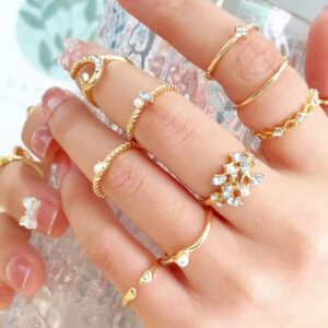 YYDSVOVO 9/15/22PCS Knuckle Stacking Rings Set for Women Vintage Rhinestone Finger Statement Ring Sets Simple Carved Stackable Ring (gold 1)