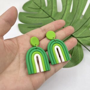 St Patrick's Day Earrings for Women,Irish Shamrock Drop Dangle Earrings Acrylic Green Clover Hat Beer Horseshoe Stud Earrings Good Luck Holiday Jewelry