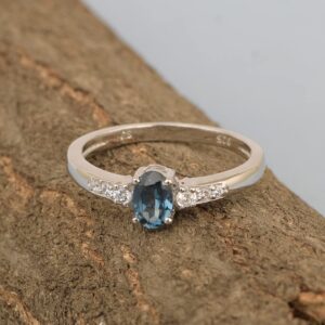 925 Sterling Silver London Blue Topaz and White Topaz Accents Women Engagement Ring (1.2 Ct Oval 6X4 MM, Gemstone Birthstone) Size_7