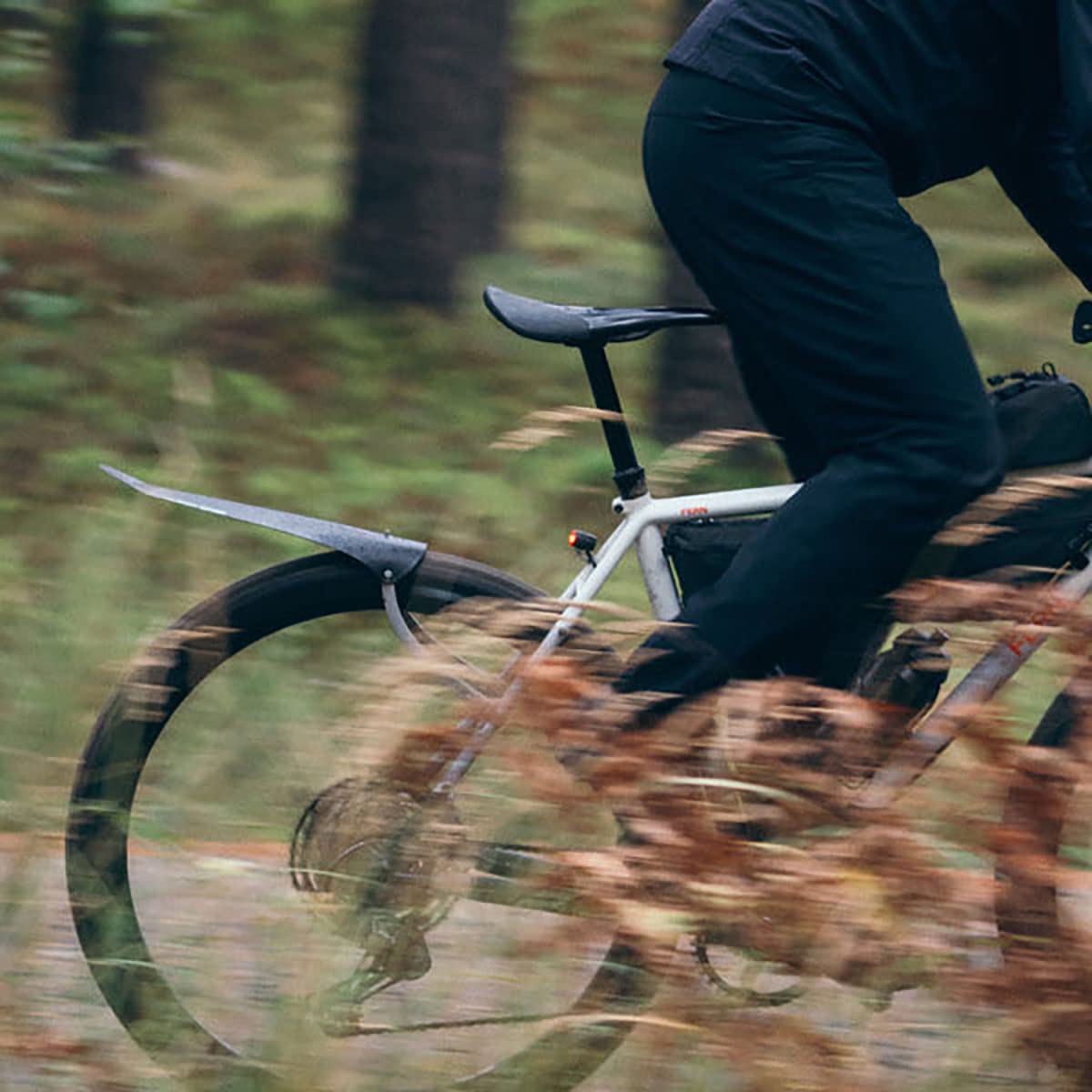 Ass Savers - Win Wing Gravel - Rear Mudguard for Gravel Bikes, for Tire Widths up to 60mm, Ultralight, Clip On, Easy Installation and Removal, Secure Mount, Sustainable, Swedish Design, Black Dots