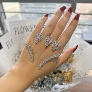 Aprilery Hand Palm Statement Ring for Women, Fashion Adjustable Multiple Finger Ring CZ Crystal Hand Cuff Bracelet Cocktail Costume Wedding Party Prom Accessory Jewelry Ring Gifts for Her