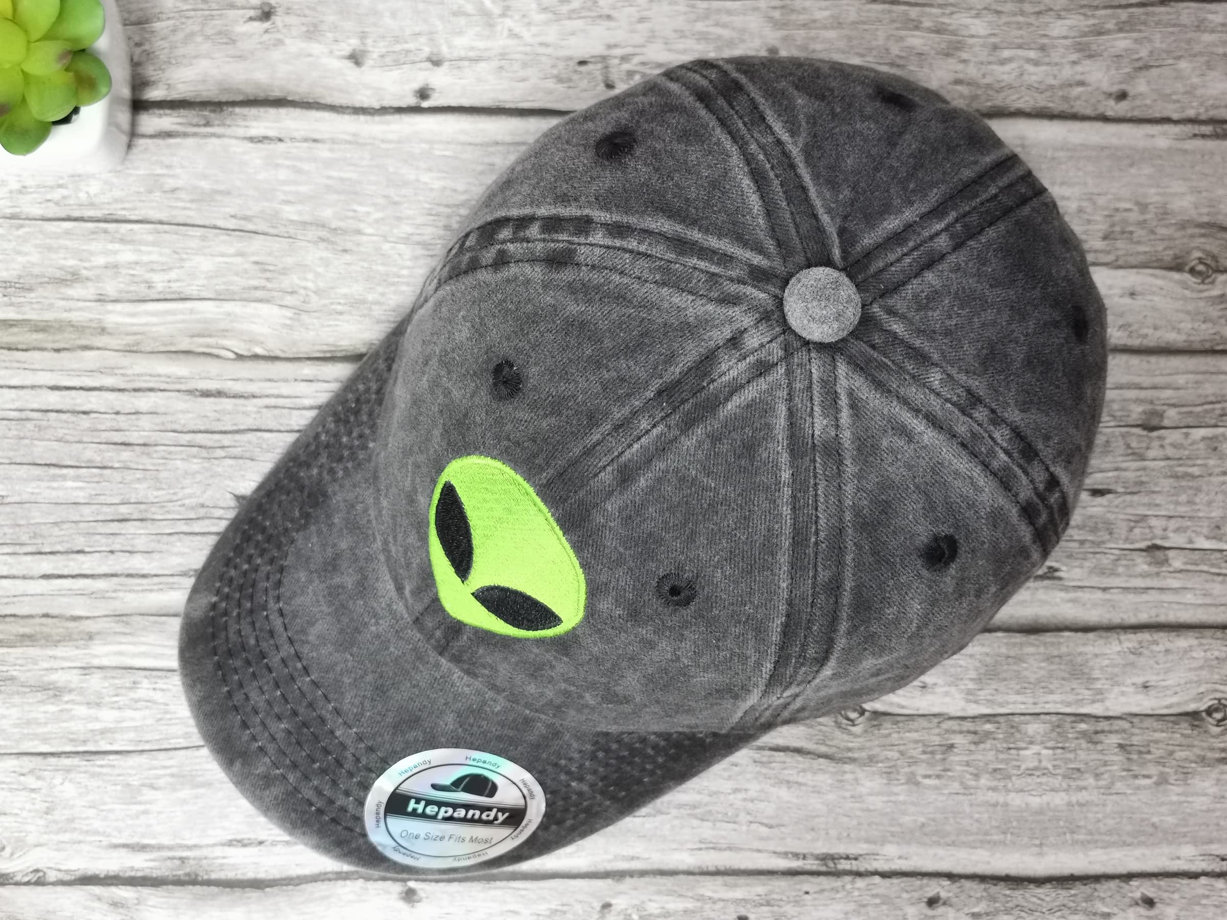 Hepandy Embroidered Green Alien Head Baseball Cap for Kids Women Men, Washed Black Embroidery Trucker Hat, Adjustable Snapback Dad Hats