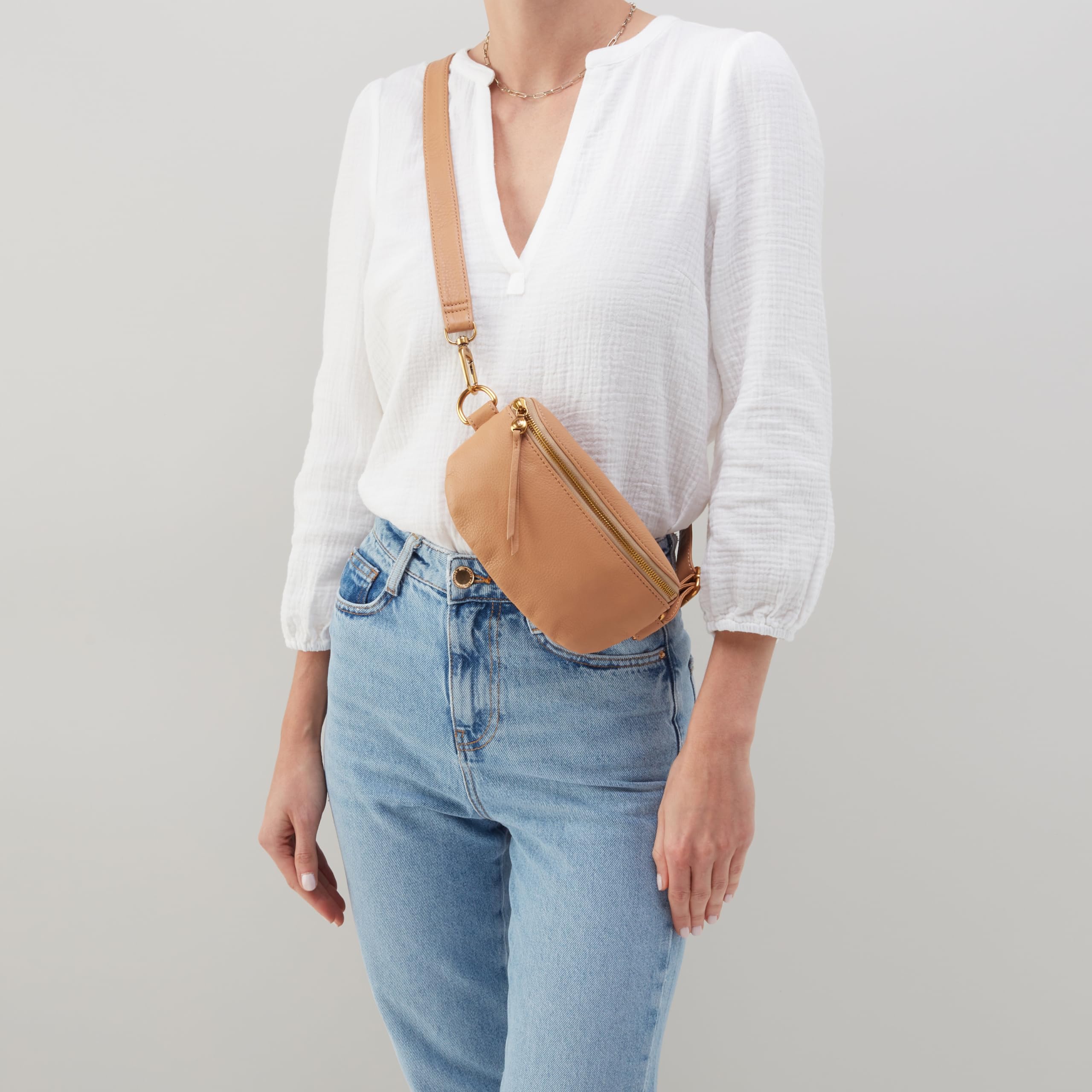 HOBO Fern Belt Bag for Women, Convertible Crossbody and Shoulder Bag, Sandstorm Beige