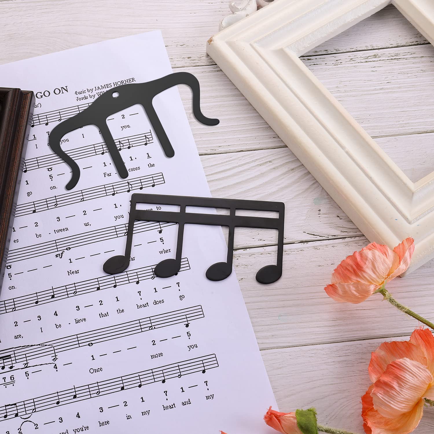 2pcs Metal Music Book Clip, Music Stand Clips Sheet Music Clips Page Holder for Outdoor Playing, Books, Note Paper, Piano, Guitar, Violin, Keyboard (Black)