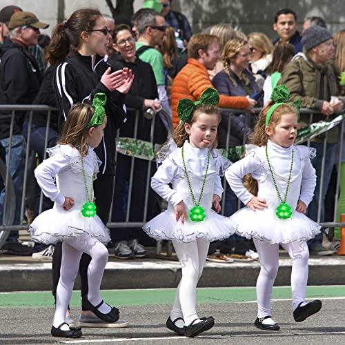 EOBOH 6PCS St Patrick's Day Beads Necklace, Light Shamrock St Patricks Day Beads, Irish 3D Flashing Necklace for Women, St Patricks Day Necklace Parade Procession Party Favor Celebrations