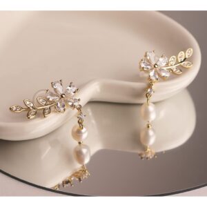 Sonateomber Gold Pearl Flower Leaf Ear Crawler Stud for Women Spring Jewelry Gifts