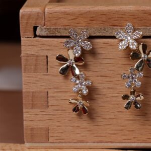 Sonateomber Small Flower Drop Dangle Earrings for Women, Cute Sparkly Rhinestone Zirconia CZ Gold Cascading Daisy Floral Earrings Piercing Hypoallergenic Stud Fashion Jewelry Gift