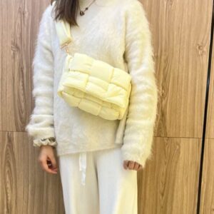 Women's shoulder bag puffer cassette purse hand woven down fabric cotton padded handbag (Light Yellow)