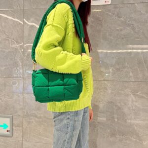 NAARIIAN puffer woven shoulder bag padded cassette handbag with coins organizer nylon light weight women crossbody purse(Green)