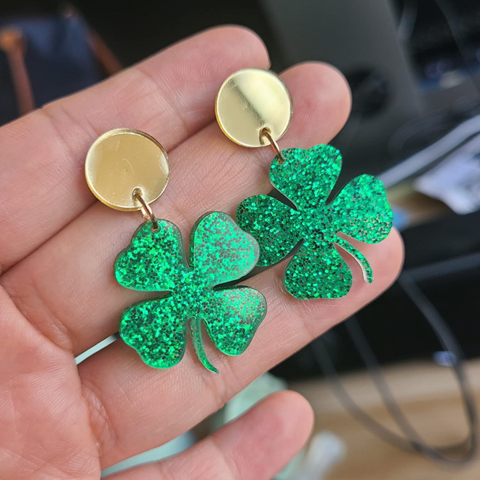 St Patricks Day Accessories Shamrock Earrings for Women St Patricks Day Earrings Acrylic Green Drop Earrings Irish Holiday Earrings Jewelry St Patricks Day Shirt Women Outfits