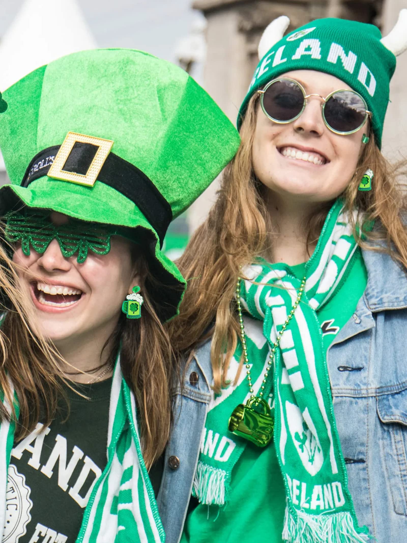 St Patricks Day Earrings for Women Irish Shamrock Dangle Earrings Fun Green Hat Beer Drop Earrings for Teen Girls Lightweight Irish Festival Earrings St Patricks Day Accessories(Acrylic)