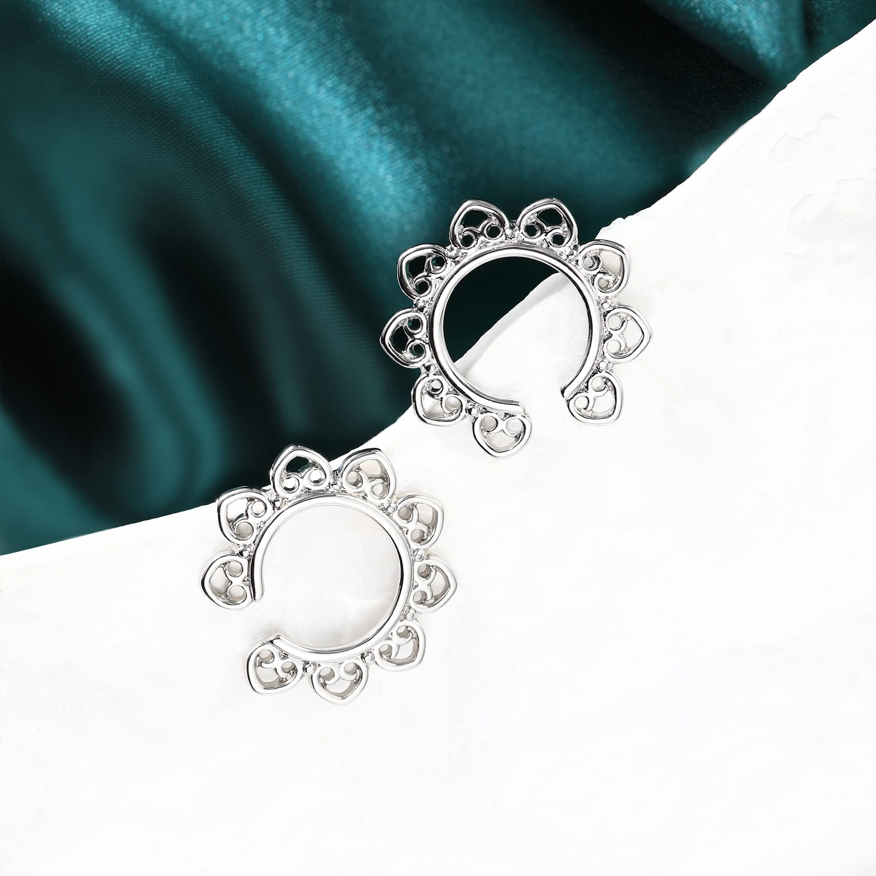 COCHARM 2pcs Filigree Fake Nipple Rings Fake Nipple Piercings Fake Nipple Jewlery Non Piercing Nipple Jewelry for Women Faux Nipple Piercing