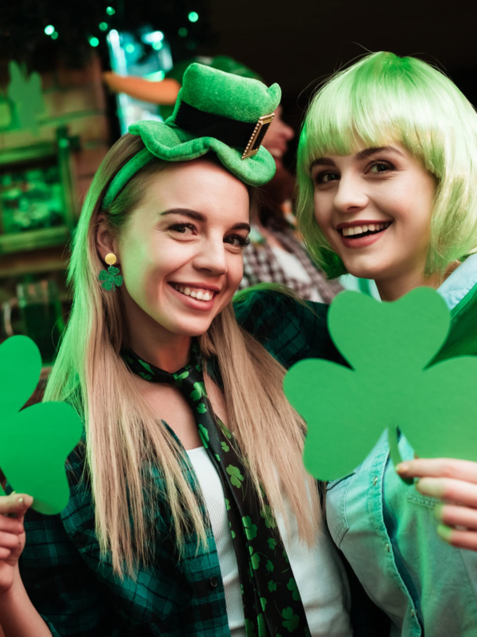 St Patricks Day Earrings Gifts Green Acrylic Shamrock Earrings for Women Sparkly Lucky Irish Earrings Holiday Earrings St Patricks Day Accessories St Patricks Day Shirt Women