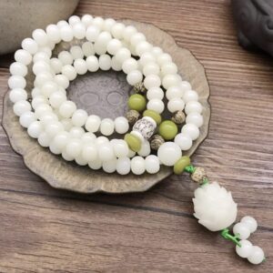 GIGIFULL White Jade Natural Bodhi Root 108 Prayer Meditation Stretch Bracelet | Lucky Bracelets for Men Women Gift (Small Gift Bag Included)