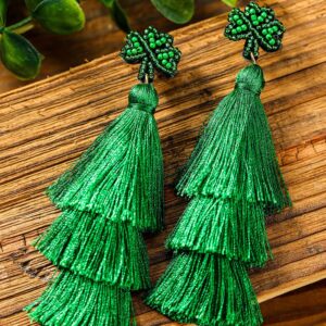 St.Patricks Day Earrings Green Clover Shamrock Beaded Earrings Handmade long Tassel Statement Dangle Earrings Jewelry for Women (St.patricks Earrings A)