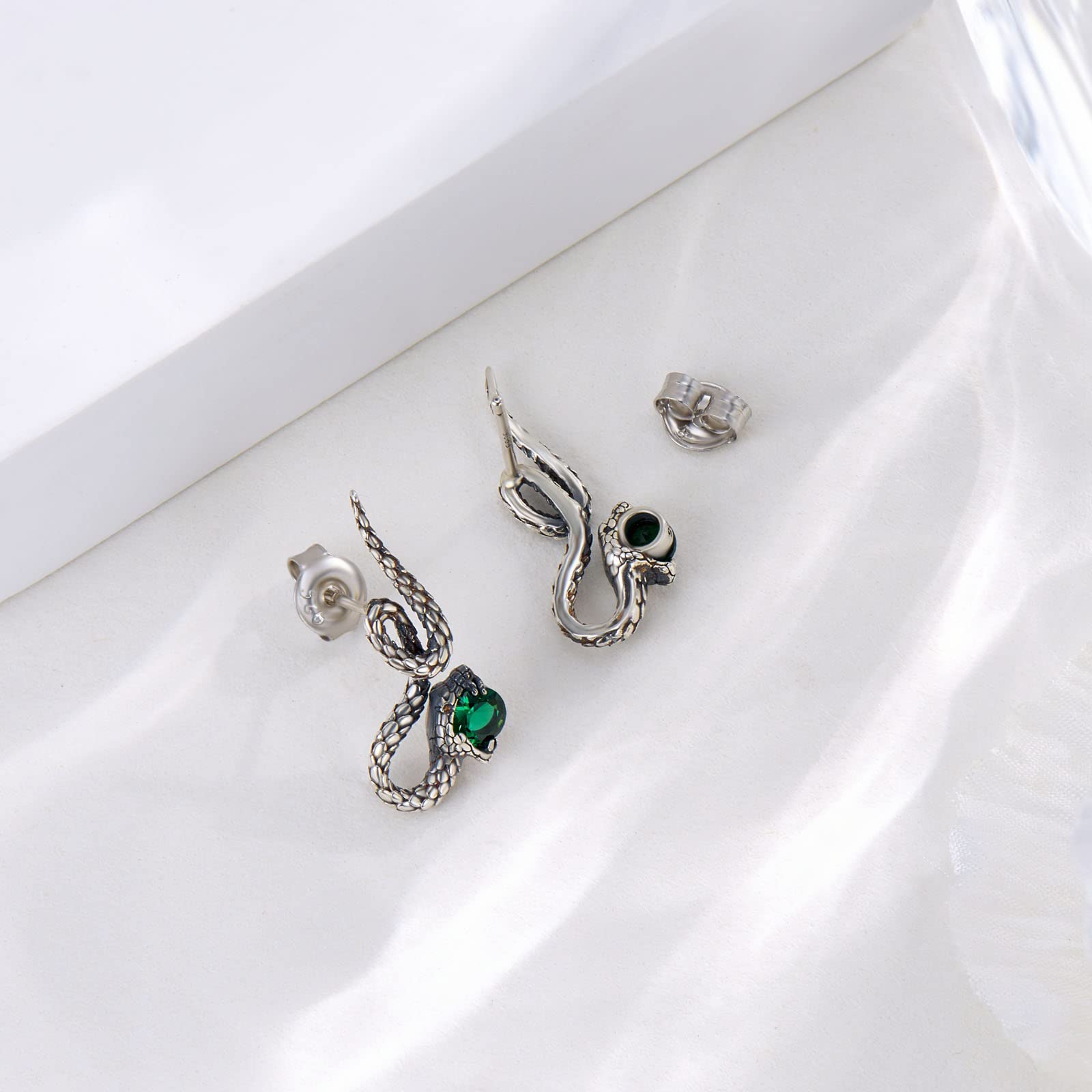 Snake Earrings 925 Sterling Silver Animal Dainty Earrings Green Crystal Snake Stud Earrings Jewelry Gifts for Women