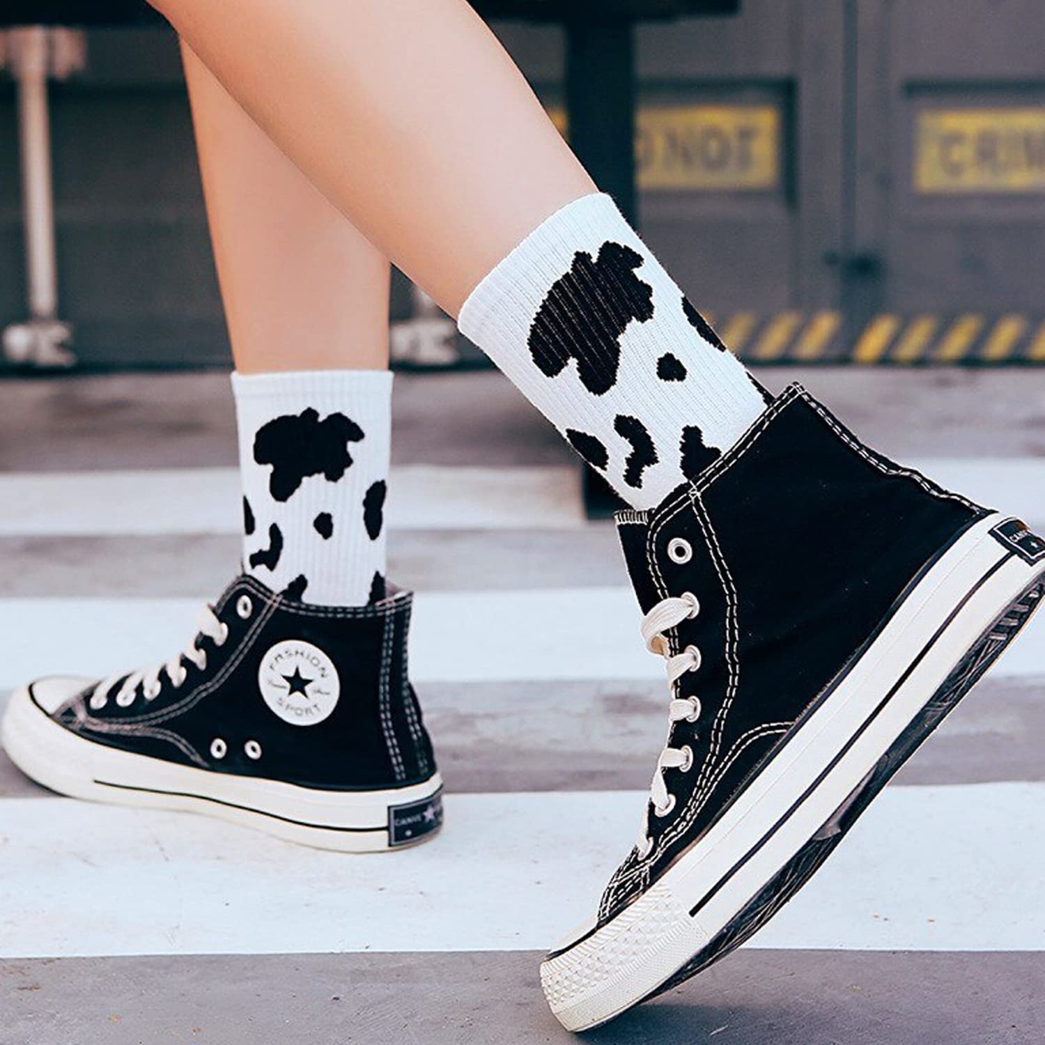 Bolero 5 Pairs Cow Patterned Black White Socks for Women, Cute And Cozy Socks As Birthday Gifts For Women