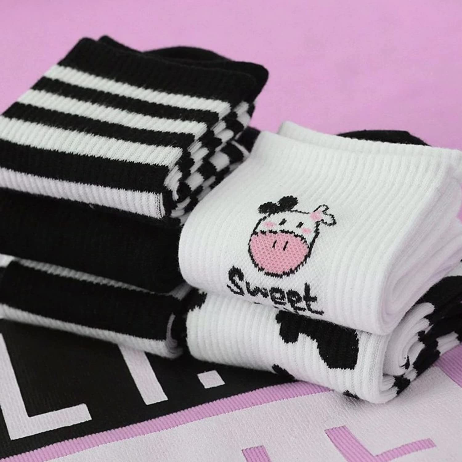 Bolero 5 Pairs Cow Patterned Black White Socks for Women, Cute And Cozy Socks As Birthday Gifts For Women