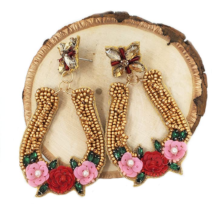 Emulily Beaded Western Horseshoe Post Earrings Handmade Western Horseshoe with Flower