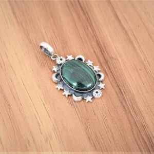 Rekha Gems Malachite Pendant-925 Sterling Silver Pendant-Gemstone Pendant-Green Stone Pendant-Vintage Jewelry-Boho and Hippie Pendant-Vintage Pendant- Birthday Gift-NO-M17