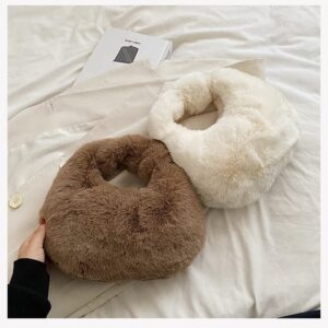 XPONNI Fuzzy Dumpling Bag, Cute Fluffy Bags, Cute Mini Handbags, Faux Fur Bag with Zipper, Soft Knotted Bag (off white)