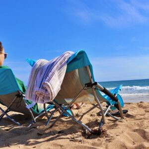 Nice C Beach Chair with Cooler and Umbrella + Low Beach Camping Chair