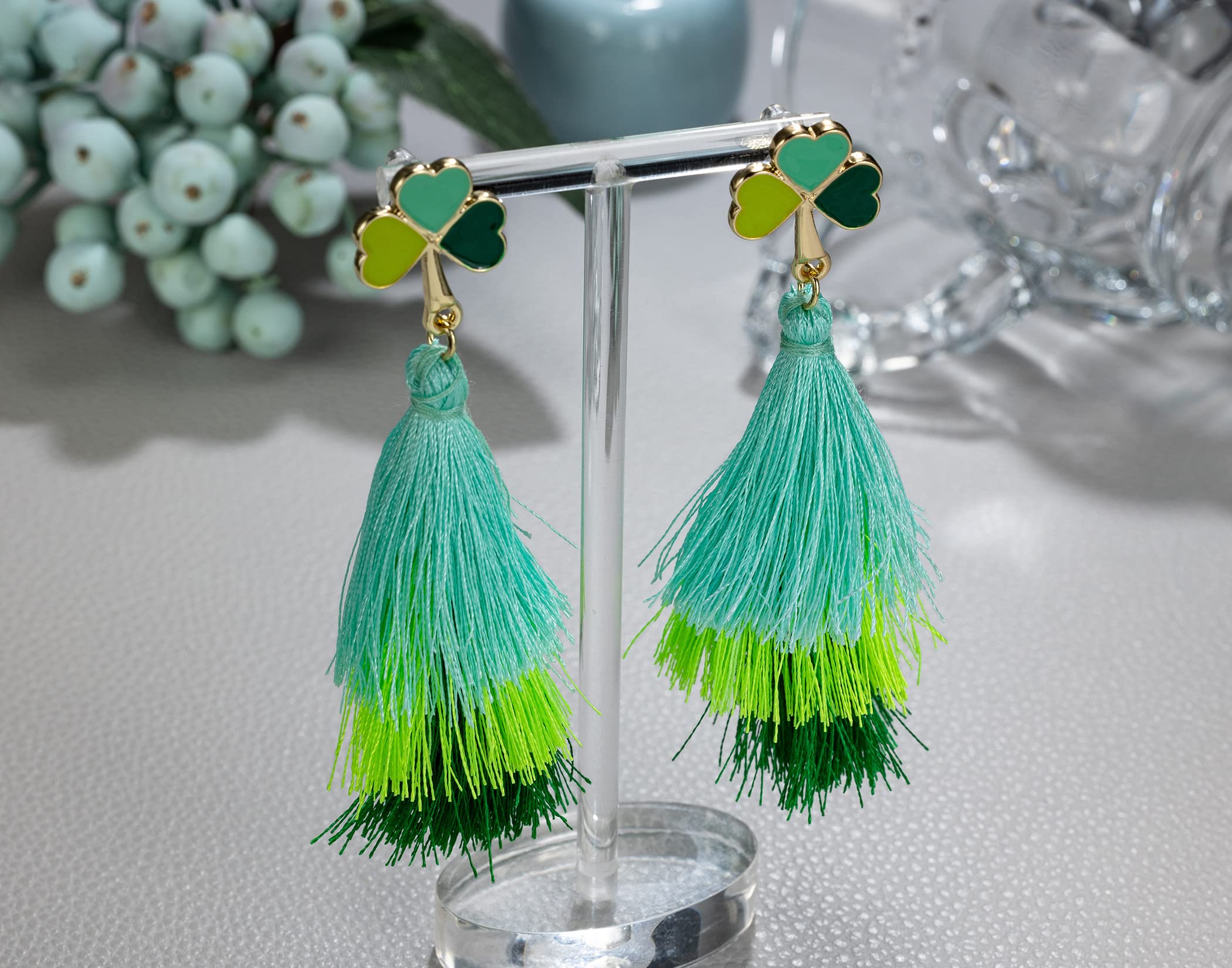 St Patrick's Day Earrings for Women, Shamrock Layered Tassel Earrings, Irish Green Clover Earrings for Women, St Patrick's Day Accessories, Bohemian Green Tassel Earrings