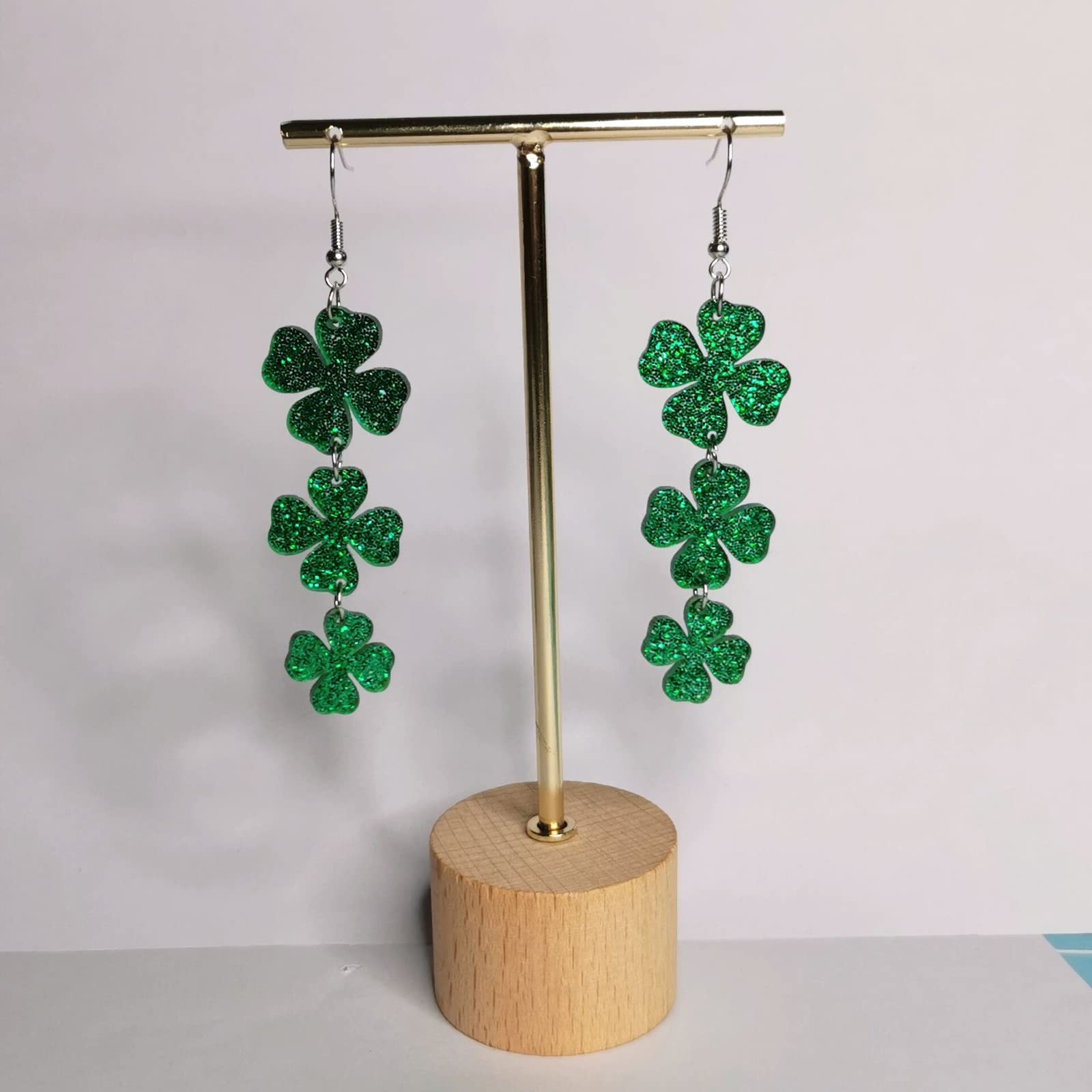 2 Pairs St. Patrick's Day Earrings for Women, Easter Day Earrings Irish Shamrock Acrylic Dangle Earrings Green Hat Clover Beer Horseshoe Bunny Drop Earrings