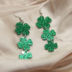 St. Patrick's Day Earrings Irish Wooden Dangle Earrings Green Clover Drop Earrings for Women (D)