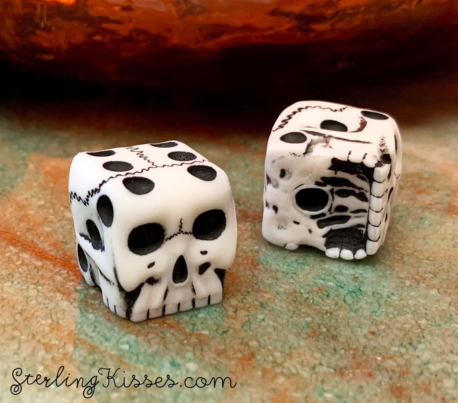 Skull Dice - Pair of Skull Shaped Dice 6 Sided