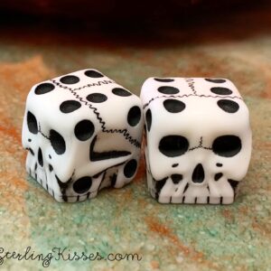 Skull Dice - Pair of Skull Shaped Dice 6 Sided