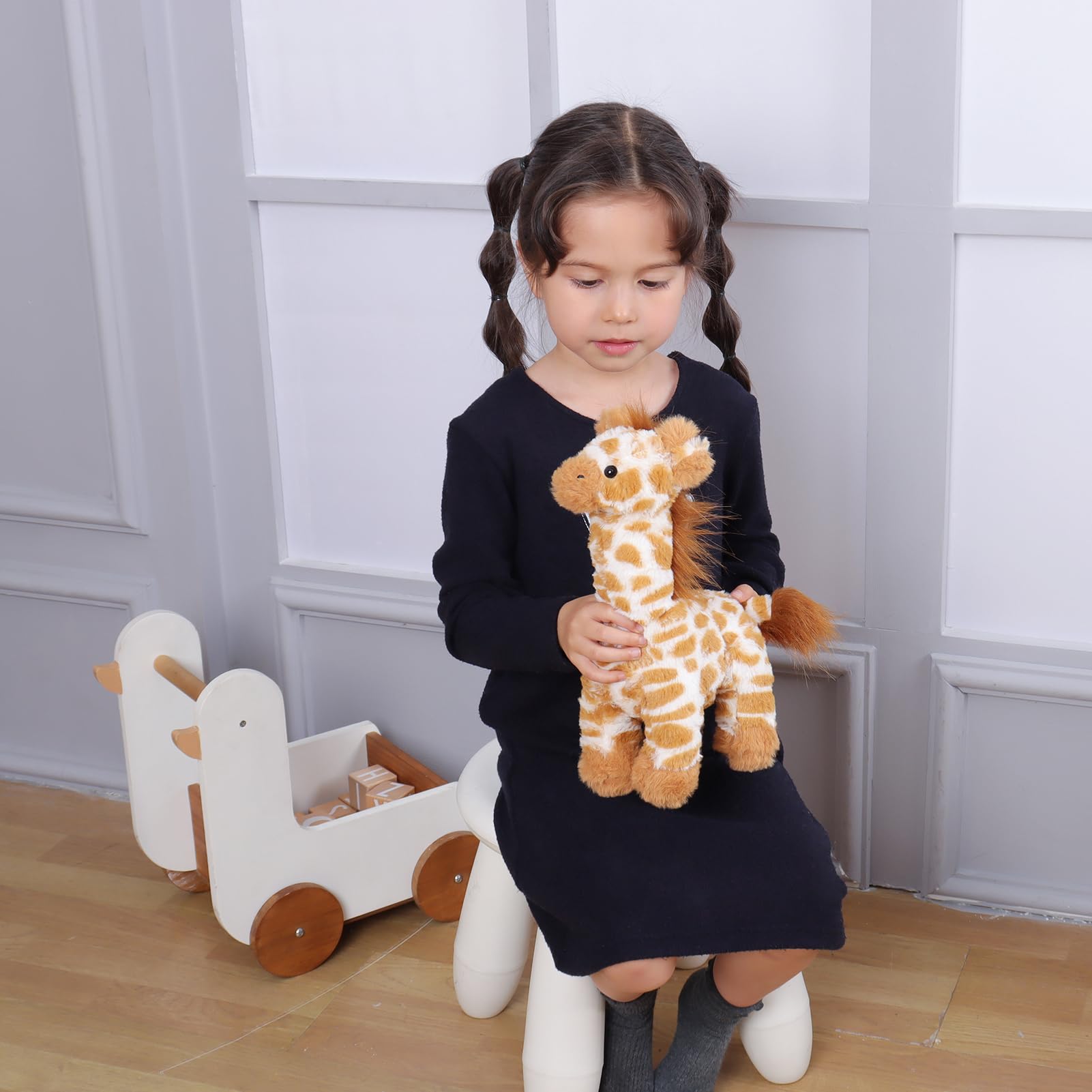 Apricot Lamb Toys Plush Brown Grassland Giraffe Stuffed Animal Soft Cuddly Perfect for Child (Brown Giraffe,12 Inches)