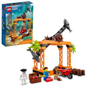 lego city stuntz the shark attack stunt challenge adventure series toy with flywheel powered stunt bike & racer minifigure, toys for kids years old and up, 60342