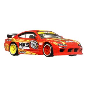 Hot Wheels Team Transport Fleet Flyer & Nissan Silvia S15, Celebrates Racing Experience & Car Culture, Premium Vehicles, 1:64 Scale Car & Transport, Gift for Race Fans & Toy Car Collectors