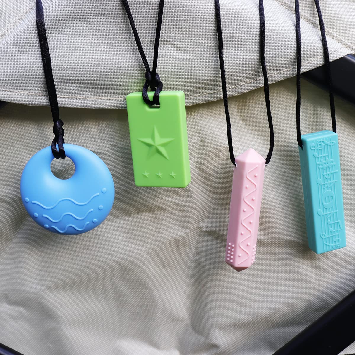 Sensory Chew Necklaces for Kids - 4 Pack Silicone Chewy Necklaces for ADHD, Autism, Biting and Oral Motor Needs