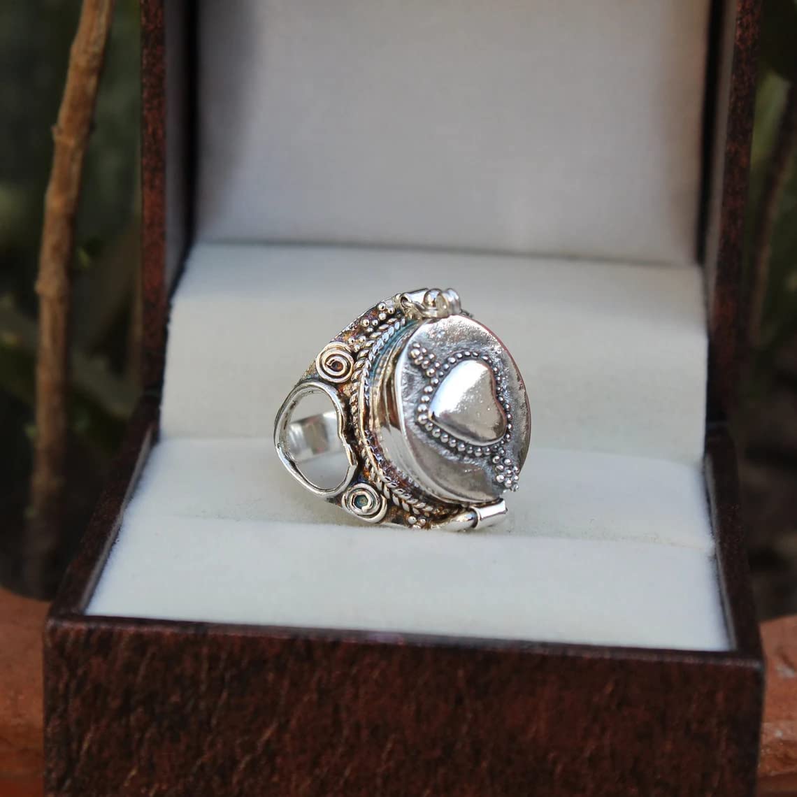 925 Sterling Silver Poison Ring, Poison Locket Ring, Poison Ring, Love Jewelry, Magic Portal, Pillbox Ring, Locket Bali Sterling Silver Ring, Secret Compartment Ring, Boho Style, Beautiful Jewelry