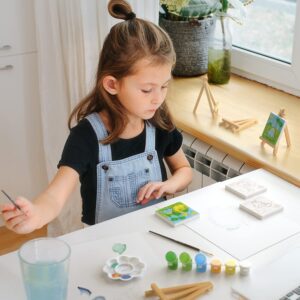 ARTEZA Kids Dinosaur Painting Kit, 4 Canvases 3 x 3 Inches, 4 Easels, 12 Acrylic Paints, 2 Paint Brushes, 1 Palette, Kids Activities for Ages 6 and Up