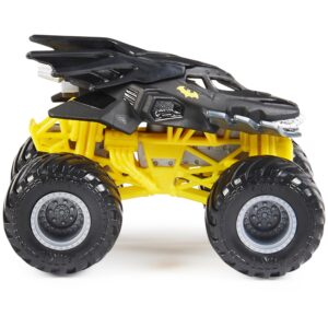 Monster Jam, Official Bakugan Dragonoid Vs. Batman Die-Cast Monster Trucks, 1:64 Scale, Kids Toys for Boys Ages 3 and up