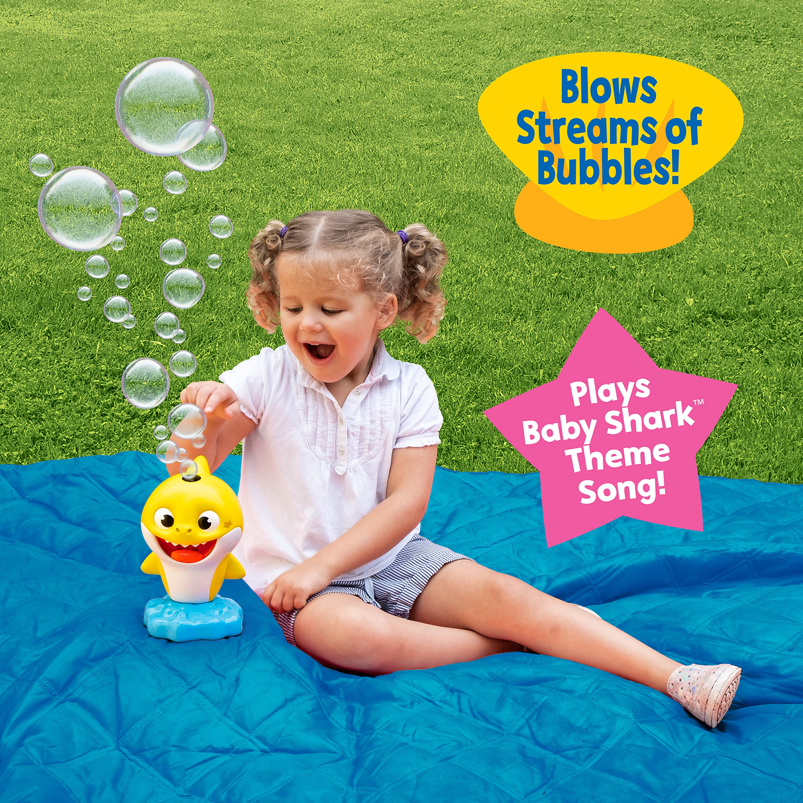 Baby Shark Bubble & Sing Machine with 16 oz Bubble Solution