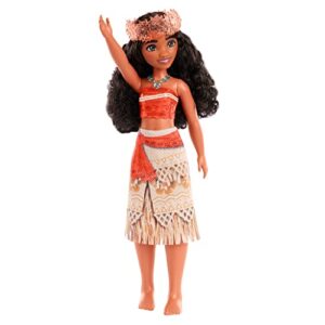 Mattel Disney Princess Toys, Moana Fashion Doll, Sparkling Look with Brown Hair, Brown Eyes & Hair Accessory, Inspired by the Movie