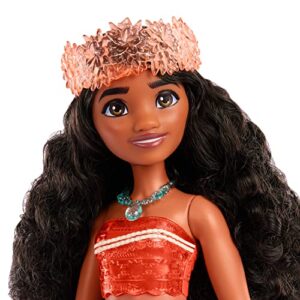 Mattel Disney Princess Toys, Moana Fashion Doll, Sparkling Look with Brown Hair, Brown Eyes & Hair Accessory, Inspired by the Movie