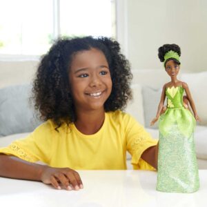 Mattel Disney Princess Toys, Tiana Fashion Doll, Sparkling Look with Brown Hair, Brown Eyes & Tiara Accessory, Inspired by The Princess & The Frog