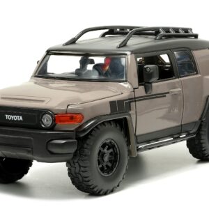 Jada Toys Just Trucks 1:24 Toyota FJ Cruiser Die-cast Car Brown with Tire Rack, Toys for Kids and Adults