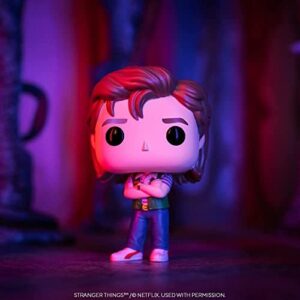 POP [Stranger Things - Steve Harrington [Season 4] Video Store Outfit Funko Vinyl Figure (Bundled with Compatible Box Protector Case), Multicolor, 3.75 inches