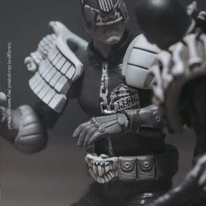 HIYA TOYS Judge Dredd vs Death (Black & White) SDCC 2022 Exclusive 1:18 Scale Action Figure 2-Pack