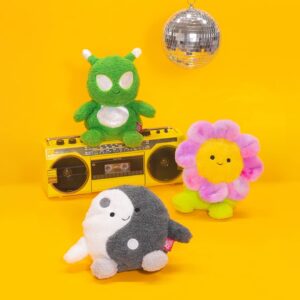 BumBumz 4.5-inch RetroBumz Plush 5-Pack - Yin Yang Josh, Peace Symbol MEGS, Flower Jess, Lava Lamp Sara, Alien Matt Collectible Stuffed Toys - from The Makers of Original Squishmallows