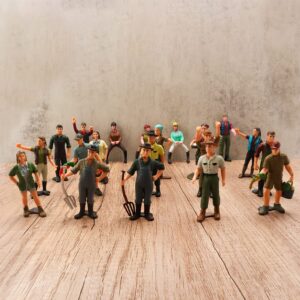 Hiawbon 26 Pcs Farmer People Action Figures Realistic Miniature Hand Painted Rider Figurines for Birthday Gifts